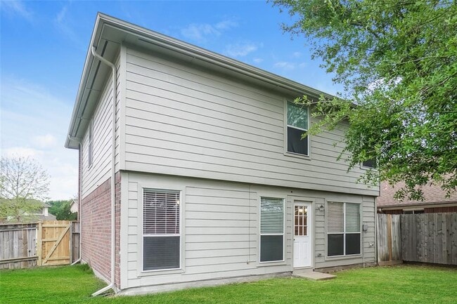 12102 Ember Lake Rd in Houston, TX - Building Photo - Building Photo