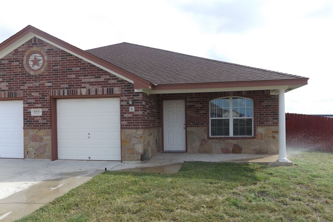 4100 Elms Run Cir in Killeen, TX - Building Photo