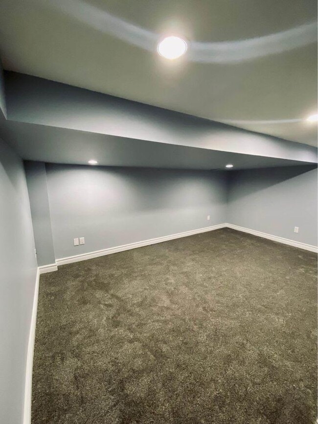 property at 147 Elgin St