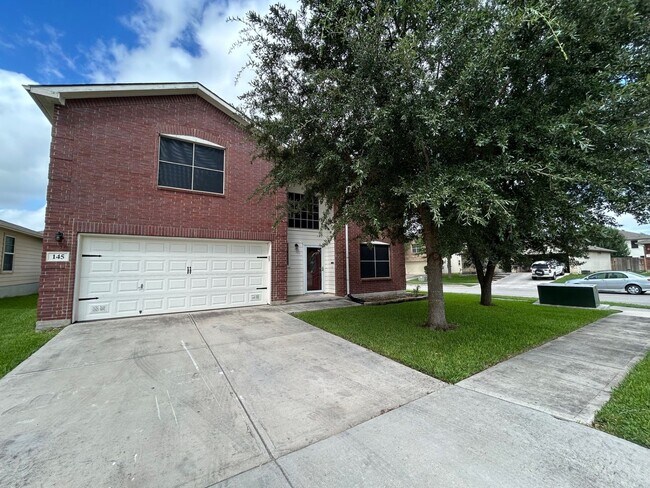 145 Pinto Pl in Cibolo, TX - Building Photo - Building Photo