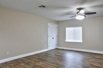 1017 Keith Pumphrey Dr in River Oaks, TX - Building Photo - Building Photo