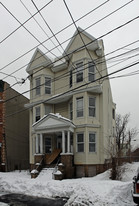 286 Forrest St in Jersey City, NJ - Building Photo
