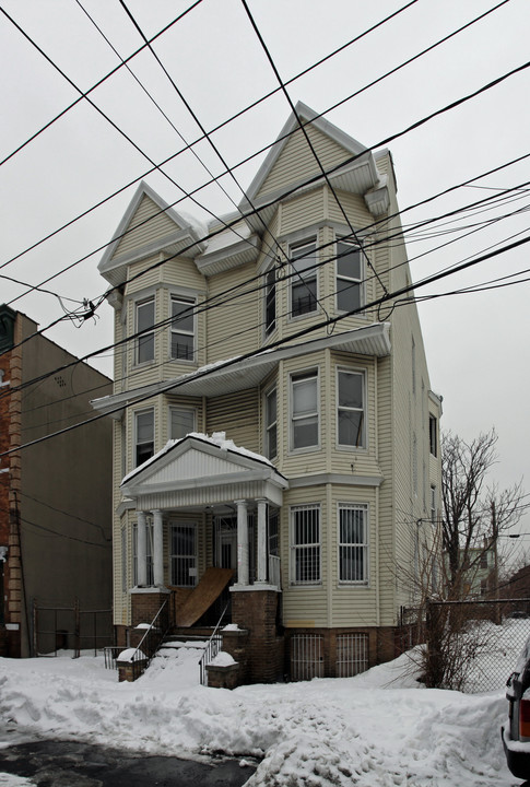 286 Forrest St in Jersey City, NJ - Foto de edificio