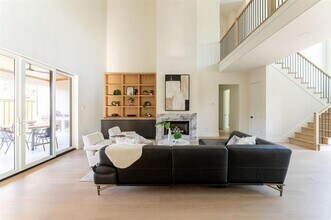 3815 Dunhaven Rd in Dallas, TX - Building Photo - Building Photo