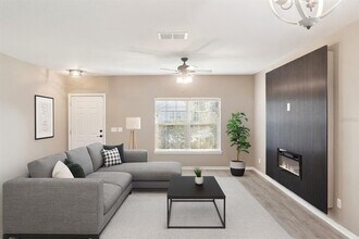 1030 Bending Oak Trail in Winter Garden, FL - Building Photo - Building Photo