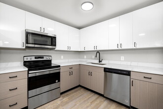 50 Devon Ct in Edwardsville, IL - Building Photo - Building Photo