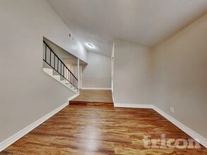 4238 Burkegate Dr in Spring, TX - Building Photo - Building Photo