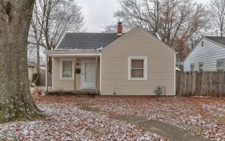 1605 Ravenswood Dr in Evansville, IN - Building Photo