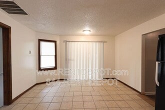 1725 S Linwood Ave in Evansville, IN - Building Photo - Building Photo