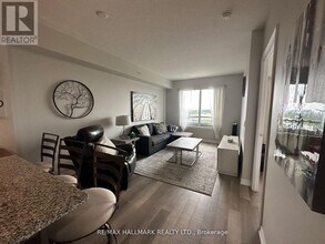 9255-9255 Jane St in Vaughan, ON - Building Photo - Building Photo
