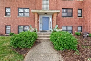 306 E 19th St in Indianapolis, IN - Building Photo