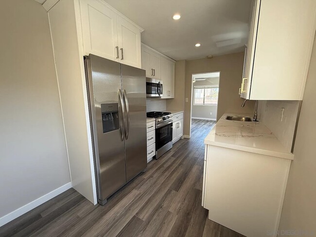 property at 1241 Prospect St