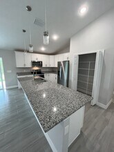6014 Laura Ave N in Lehigh Acres, FL - Building Photo - Building Photo