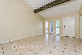 233 La Paz Dr in Kissimmee, FL - Building Photo - Building Photo