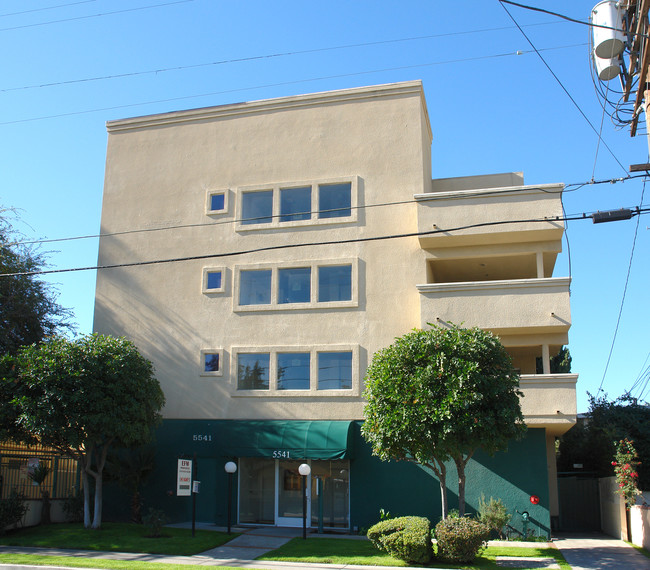 5541 Fulcher Ave in North Hollywood, CA - Building Photo - Building Photo