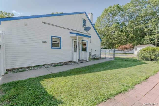 property at 21 Mt Snow Ln