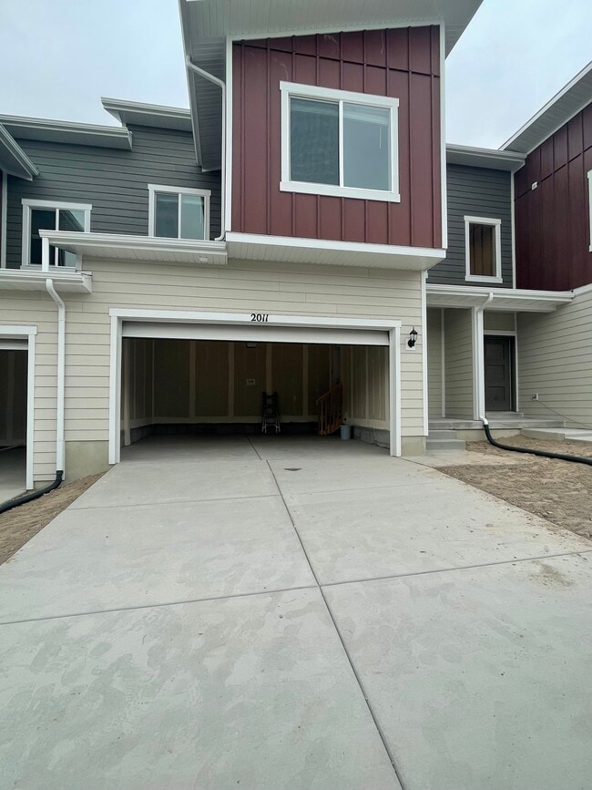 2011 N Red Yearling Dr in Saratoga Springs, UT - Building Photo - Building Photo