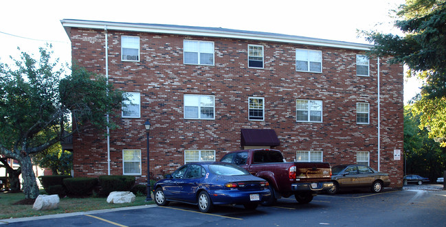 Pleasant Brook Apartments in Weymouth, MA - Building Photo - Building Photo