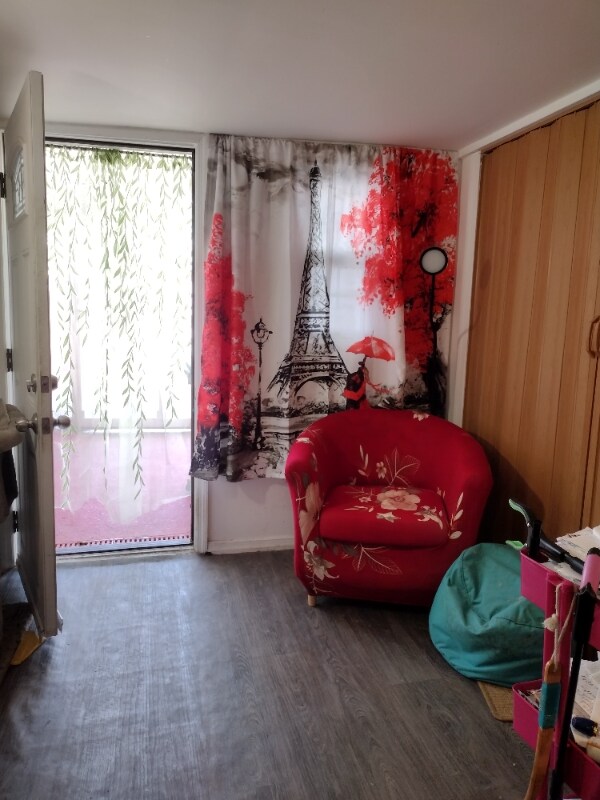 3209 69th St-Unit -Walk in in Queens, NY - Building Photo - Building Photo