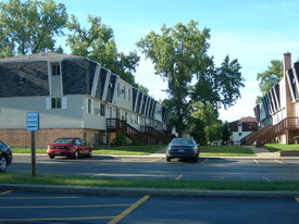 Fox View I, II Apartments