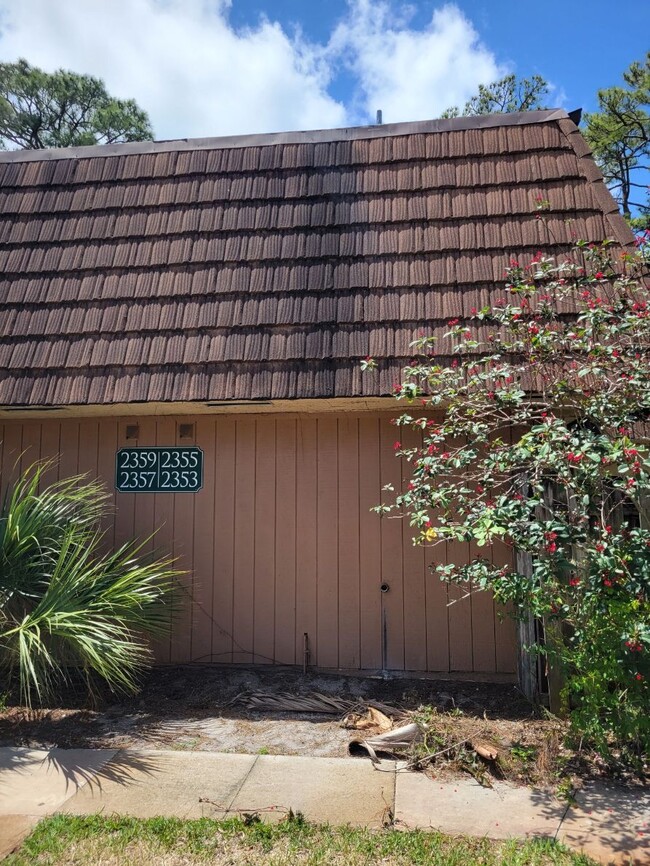 property at 2353 Caroma Ln