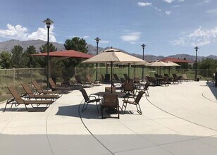 3321 Kingbird Dr in North Las Vegas, NV - Building Photo - Building Photo