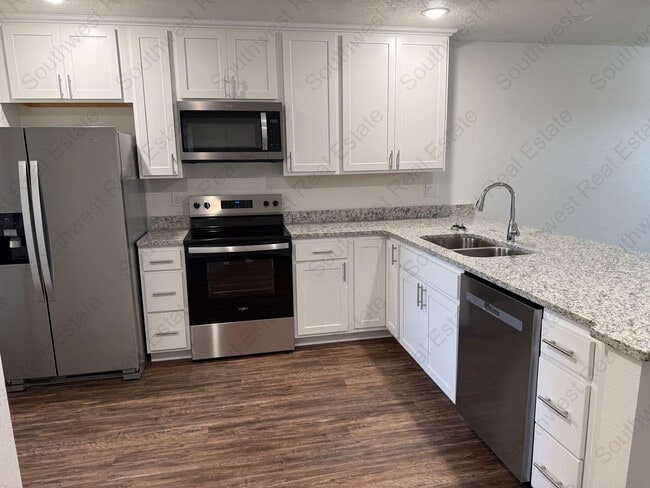 2117 Bobwhite Ct in Clovis, NM - Building Photo - Building Photo