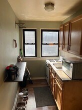 900 Savannah Ave, Unit Third Floor in Pittsburgh, PA - Foto de edificio - Building Photo