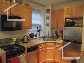 16 Cedar Ln Way in Boston, MA - Building Photo - Building Photo