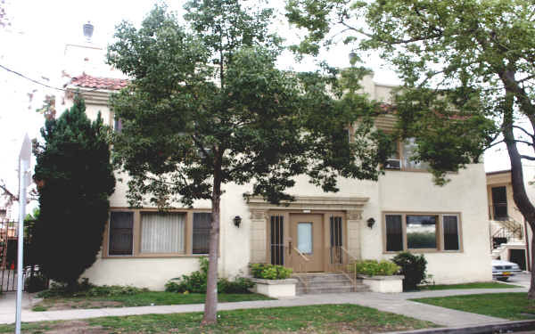 208 E Lomita Ave in Glendale, CA - Foto de edificio - Building Photo