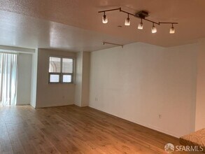 1375 Lick Ave in San Jose, CA - Building Photo - Building Photo