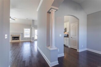 8740 Pemberton Park in Montgomery, AL - Foto de edificio - Building Photo