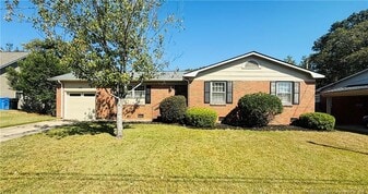 491 Warmsprings Dr in Fayetteville, NC - Building Photo