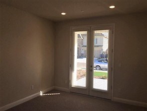 3747 Bonifacio Way in Merced, CA - Building Photo - Building Photo