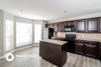 10529 Splitridge Ct in Fort Worth, TX - Foto de edificio - Building Photo