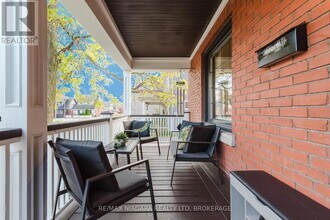 4765 2nd Ave in Niagara Falls, ON - Building Photo - Building Photo