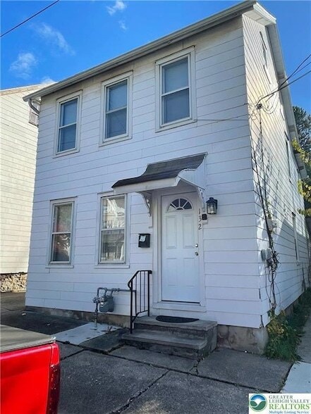property at 132 E Union Blvd