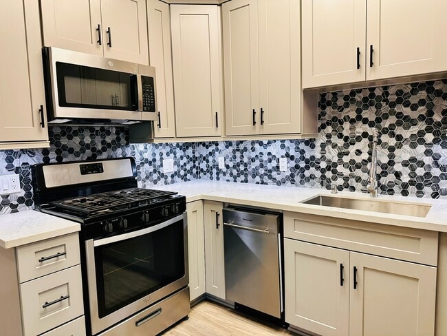 358 22nd St, Unit Two in San Diego, CA - Foto de edificio - Building Photo