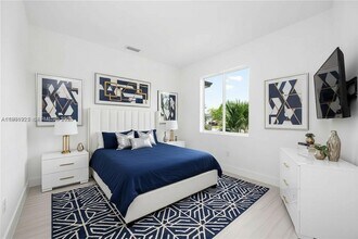 10745 SW 217th St in Goulds, FL - Building Photo - Building Photo