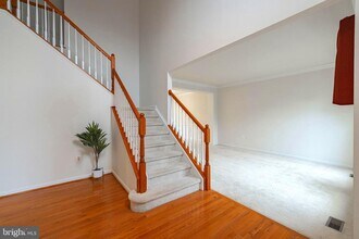 13655 America Dr in Linton Hall, VA - Building Photo - Building Photo