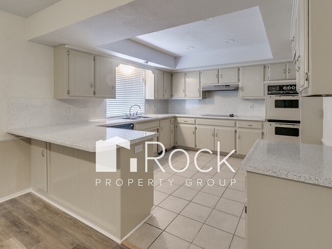 10520 Blue Spruce Rd in Oklahoma City, OK - Building Photo - Building Photo