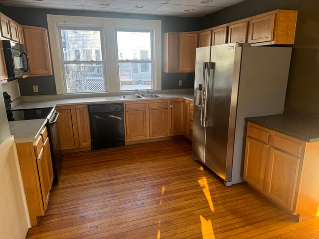 198 Summer St in Auburn, ME - Building Photo - Building Photo