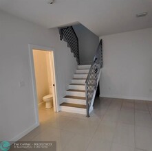 434 SE 16th St in Fort Lauderdale, FL - Building Photo - Building Photo