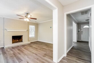 12824 Diamond Dr in Pineville, NC - Building Photo - Building Photo