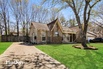 7339 Eggleston Rd in Memphis, TN - Foto de edificio - Building Photo