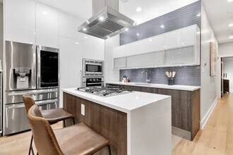 1476 Harvard St NW, Unit #A in Washington, DC - Building Photo - Building Photo