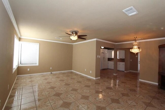 2610 35th St in Lubbock, TX - Building Photo - Building Photo