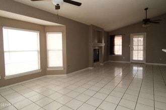 14032 Lago Seco Dr in Horizon City, TX - Building Photo - Building Photo