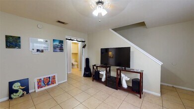 1809 Treehouse Trail, Unit D in College Station, TX - Foto de edificio - Building Photo
