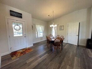 33013 G Pl in Ocean Park, WA - Building Photo - Building Photo